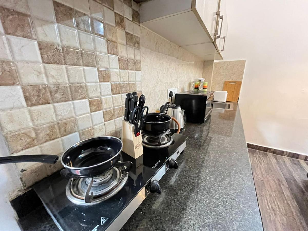 Bedchambers Serviced Apartments, ไฮเดอราบัด ภายนอก รูปภาพ